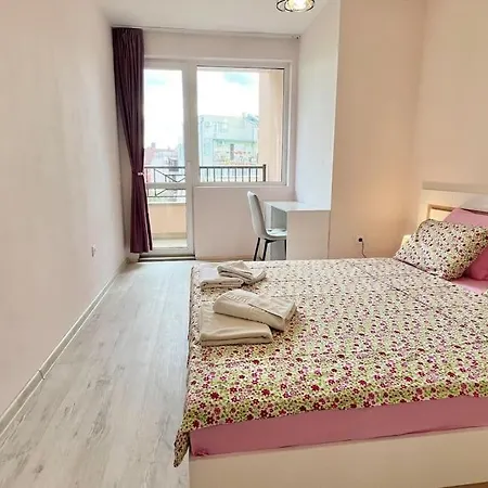 Appartement Cozy In Varna